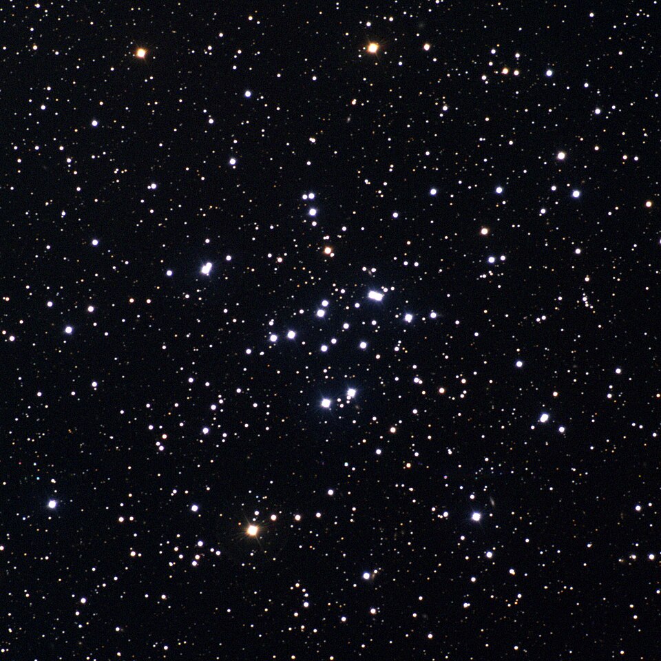 M34