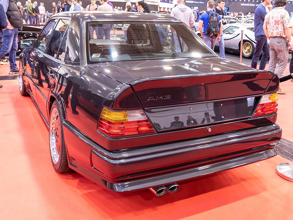 Mercedes-Benz Type 124