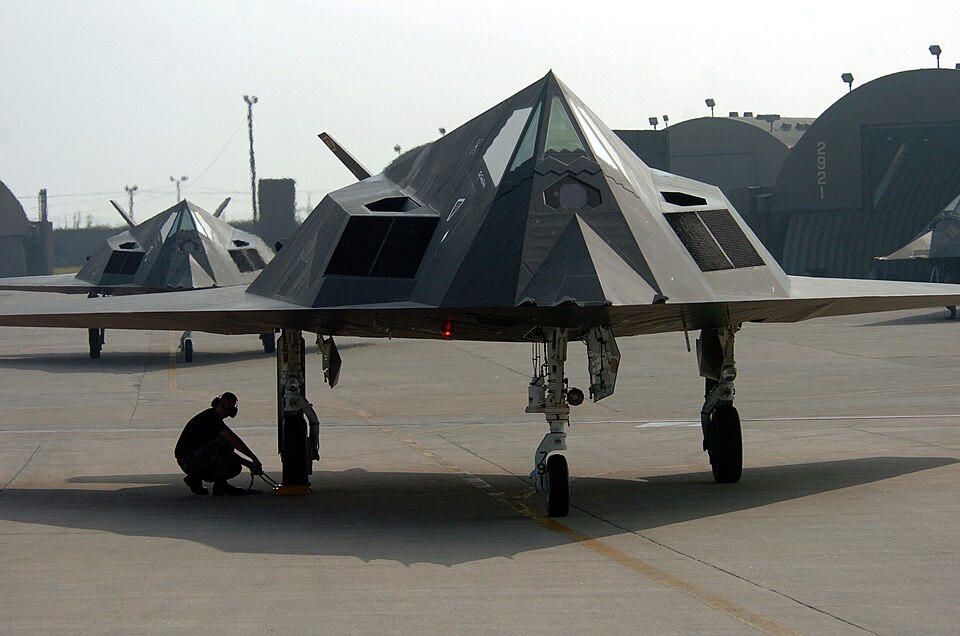 Lockheed F-117 Nighthawk