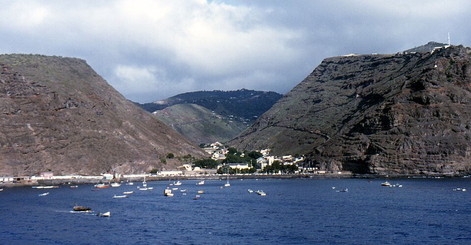 Sainte-Hélène, Ascension et Tristan da Cunha