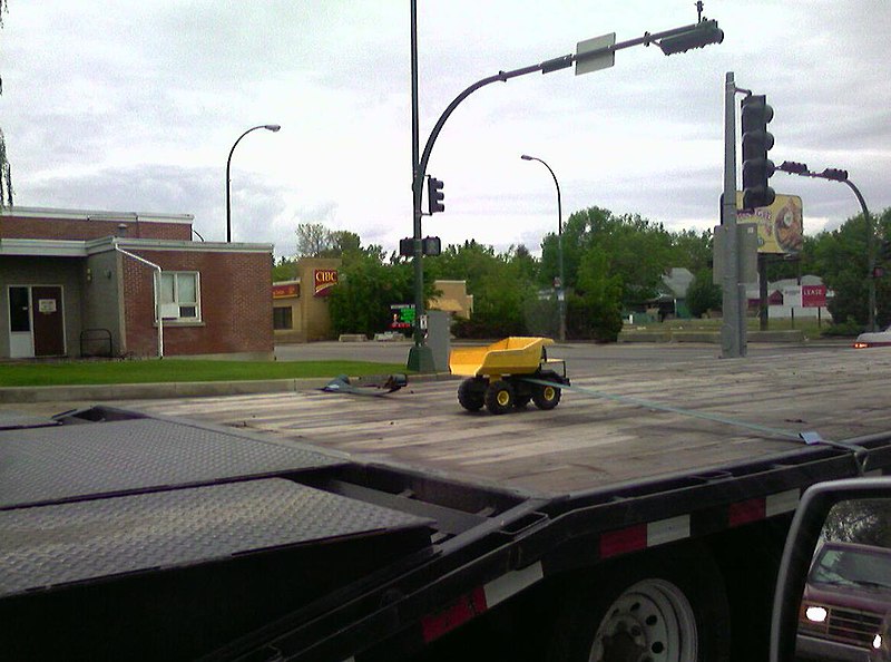 SCP-115 · Miniature Dump Truck