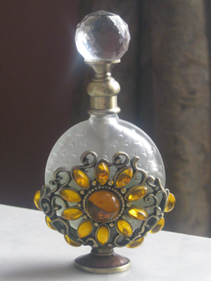 SCP-300 · "A World in a Bottle"
