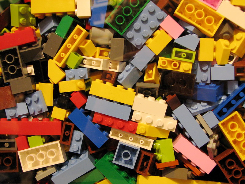 SCP-387 · Living Lego